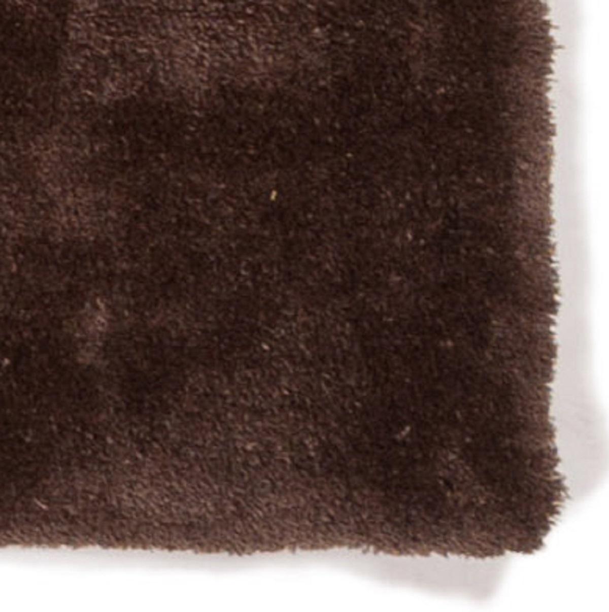 Vloerkleed Cowan donker bruin 18